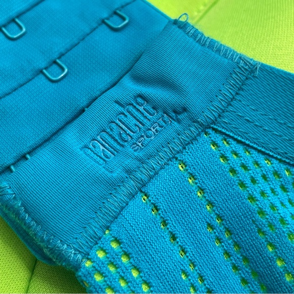 Panache Full Busted Underwire Sports Bra Lime Teal 36FF - Picture 8 of 9